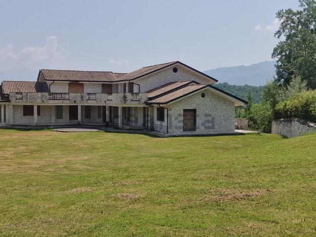 Casa in vendita a Casalvieri, Lazio