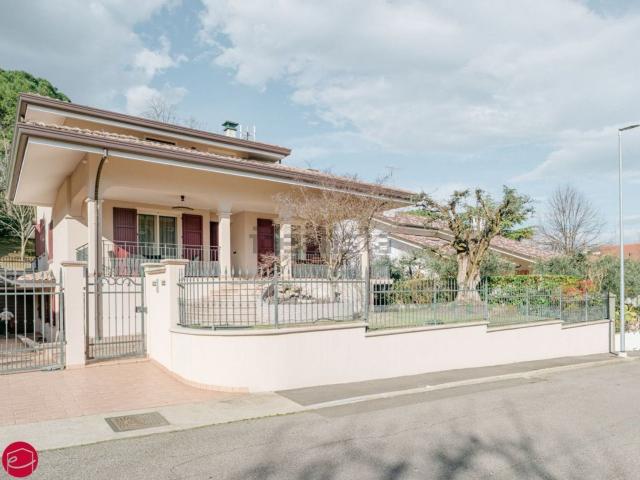 Casa in vendita a Unione dei comuni Valle del Savio, Montiano