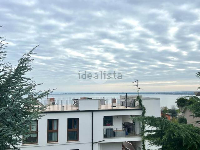 Casa in vendita a Desenzano Del Garda, Brescia
