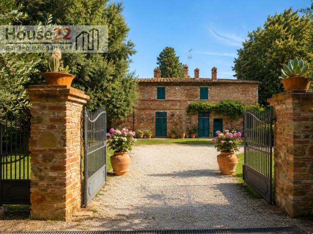 Casa in vendita a Lucignano, Toscana