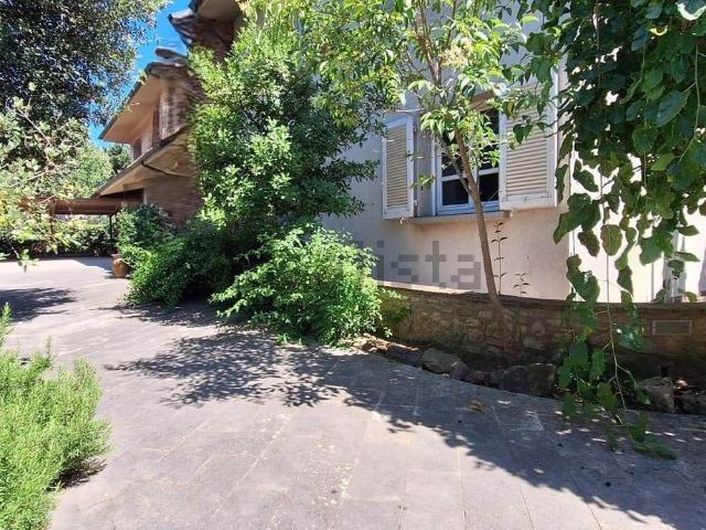 Casa in vendita a Cecina, Toscana