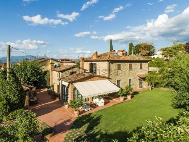 Casa in vendita a Agazzi, Arezzo