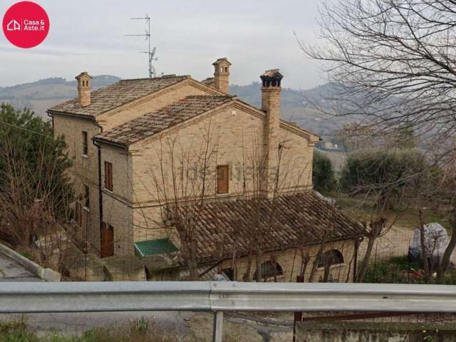 Casa in vendita a Marche, Macerata