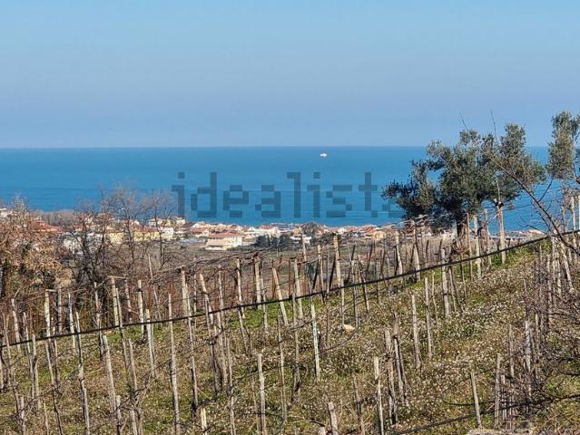 Casa in vendita a Ortona, Abruzzo