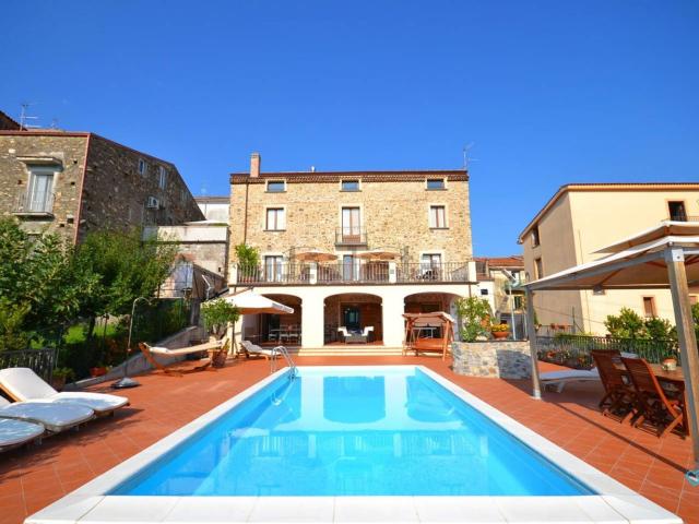 Casa in vendita a Vibonati, Campania