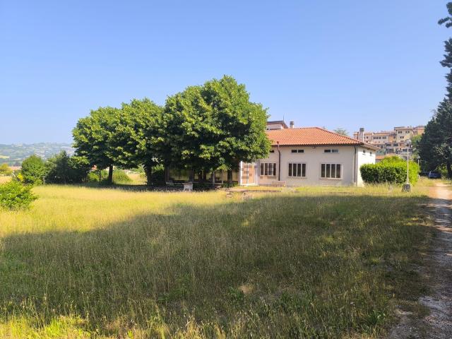 Casa in vendita a Nocera Umbra, Umbria