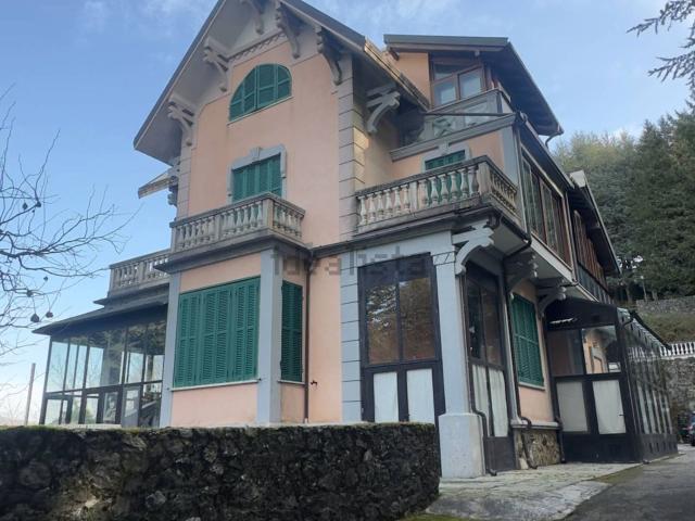 Casa in vendita a Torriglia, Liguria