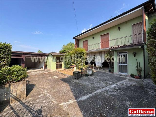 Casa in vendita a Urago D'oglio, Lombardia