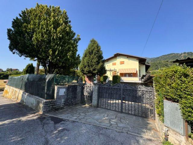Casa in vendita a Costa, Piemonte