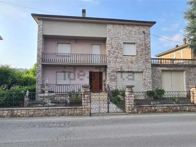 Casa in vendita a Izzalini, Umbria
