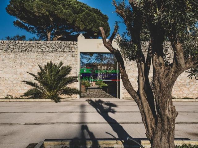 Casa in vendita a Ragusa, Sicilia