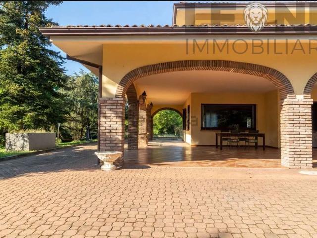 Casa in vendita a Castelnuovo Rangone, Modena
