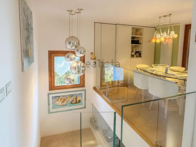 Casa in vendita a Santa Maria Intervineas, Marche