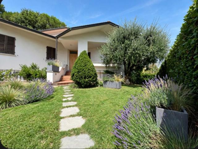 Casa in vendita a Prataccio, Campi Bisenzio