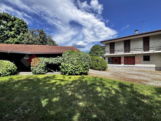 Casa in vendita a Mercurago, Arona
