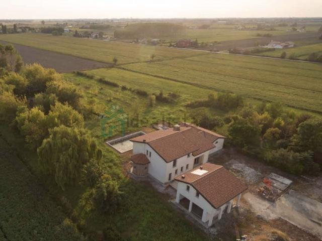 Casa in vendita a Fossà, San Donà Di Piave