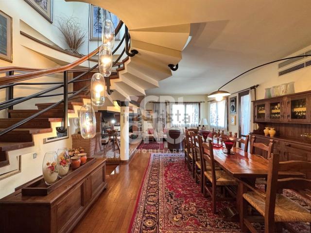 Casa in vendita a Pistoia, Toscana