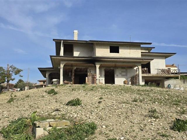 Casa in vendita a Sant'eusanio Del Sangro, Abruzzo