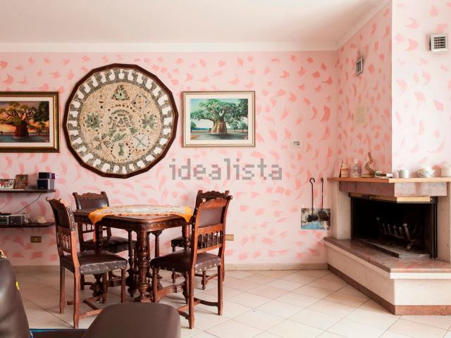 Casa in vendita a Fossato Di Vico, Umbria
