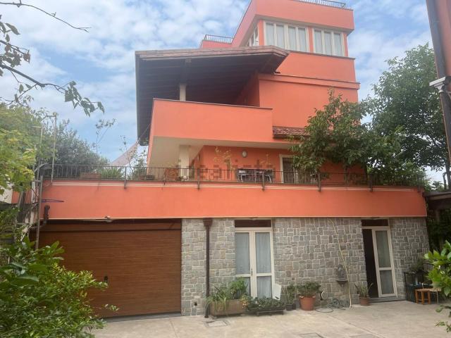 Casa in vendita a Cascina Convenio, Lissone