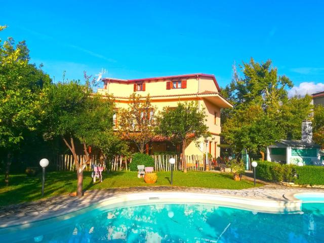 Casa in vendita a Gianola, Formia