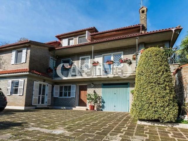 Casa in vendita a Roma Capitale, Lazio