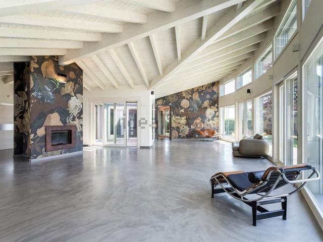 Casa in vendita a Valera di Sopra, Carugate