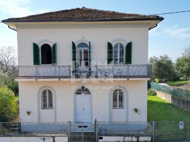Casa in vendita a Gragnano, Capannori