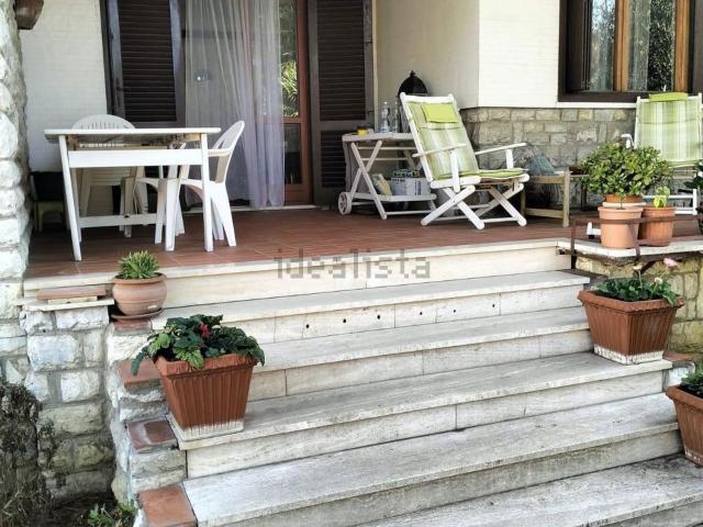 Casa in vendita a Livorno, Montenero basso
