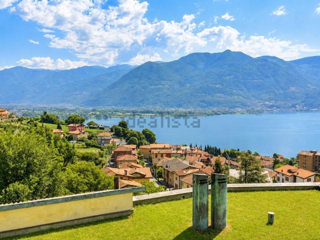 Casa in vendita a Lovere, Lombardia