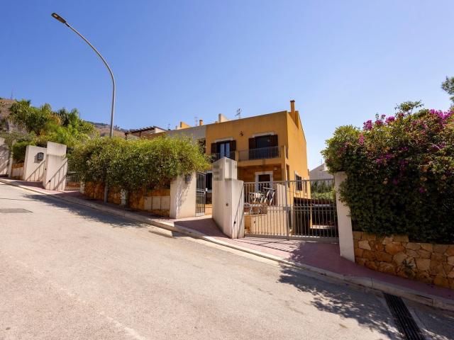 Casa in vendita a Erice, Sicilia