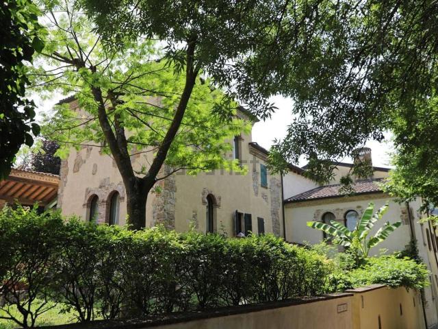 Casa in vendita a Lesignano De' Bagni, Reggio Emilia