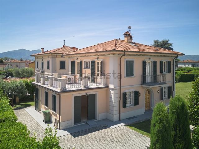 Casa in vendita a Capannori, Toscana