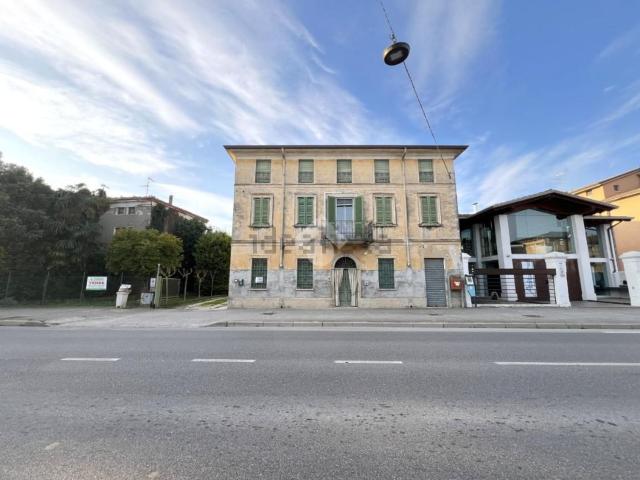 Casa in vendita a Castelnuovo, Asola