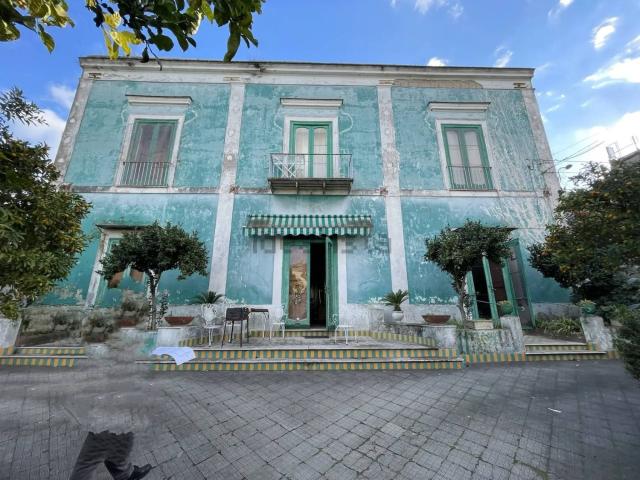Casa in vendita a Palma Campania, Campania