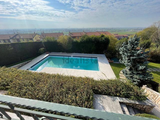 Casa in vendita a Volta Mantovana, Lombardia