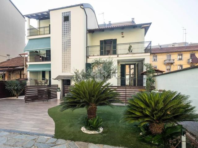 Casa in vendita a Borgo Vittoria, Torino