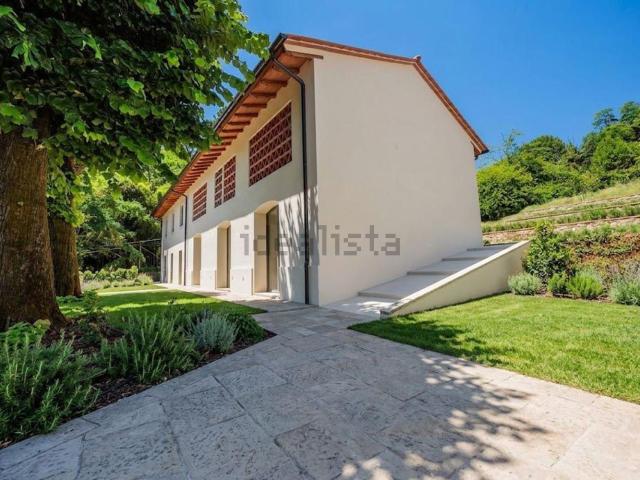 Casa in vendita a Montebello, Camaiore