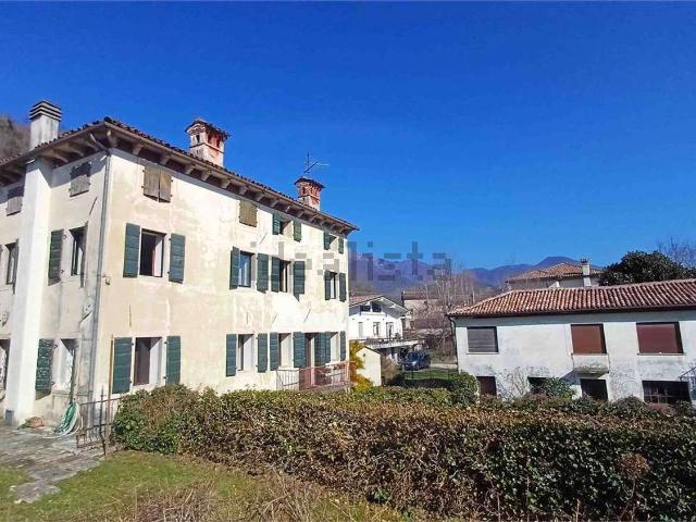 Casa in vendita a Follina, Veneto