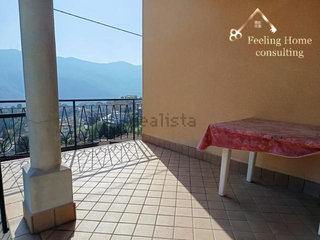 Casa in vendita a Berbenno, Lombardia