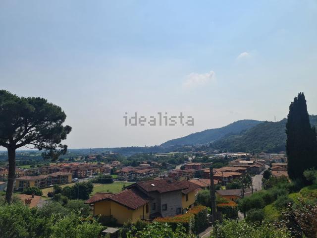 Casa in vendita a Credaro, Lombardia