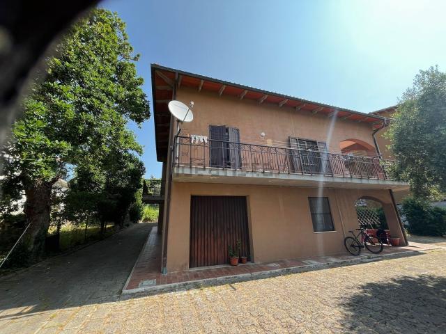 Casa in vendita a Unione di Comuni Montani Colline del Fiora, Manciano