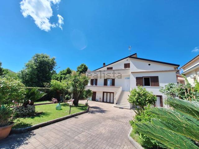 Casa in vendita a Sant'agata De' Goti, Campania