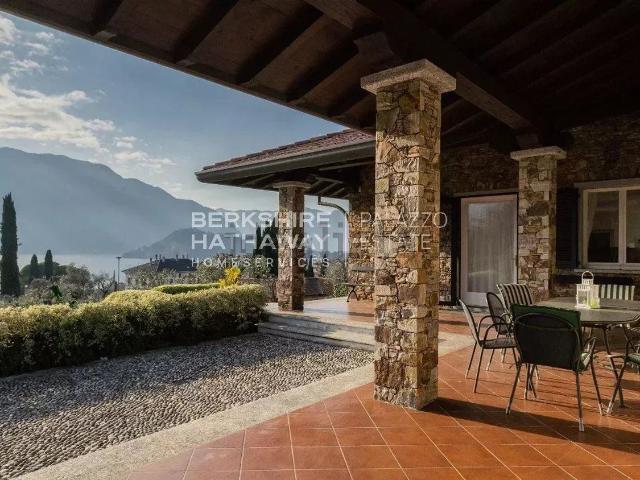 Casa in vendita a Rogaro, Tremezzina