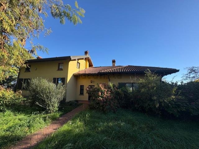 Casa in vendita a Castello, Piemonte