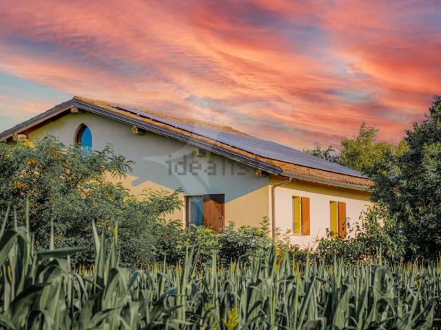 Casa in vendita a Unione Terre d'Acqua, San Giovanni In Persiceto