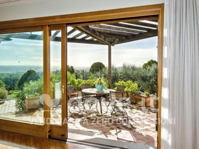 Casa in vendita a Lucignano, Toscana