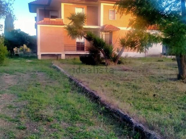 Casa in vendita a Sezze, Latina