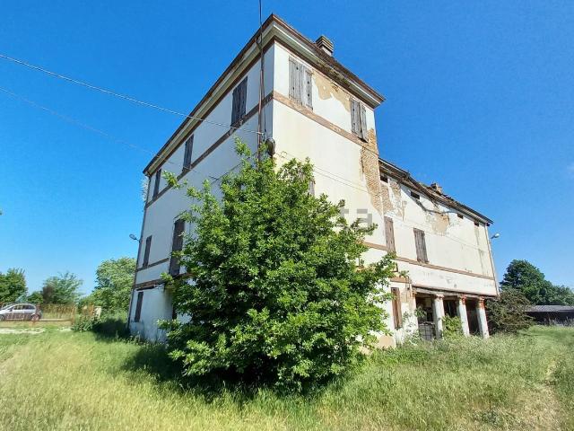 Casa in vendita a Unione Terre d'Acqua, Crevalcore