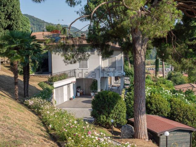 Casa in vendita a Credaro, Bergamo